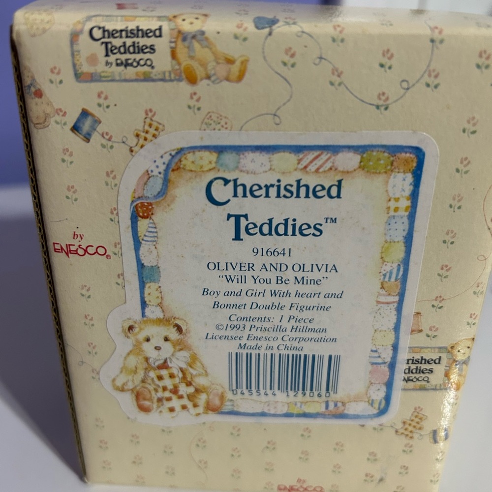 Cherished Teddies 'Oliver and Olivia’ “Will You Be Mine” Figurine - Picture 3 of 6